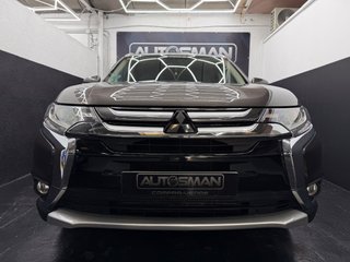 Mitsubishi Outlander 220 DI-D Motion 2WD 7 Plazas