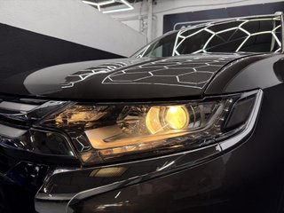 Mitsubishi Outlander 220 DI-D Motion 2WD 7 Plazas