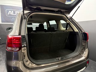 Mitsubishi Outlander 220 DI-D Motion 2WD 7 Plazas