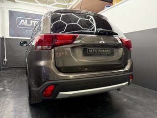 Mitsubishi Outlander 220 DI-D Motion 2WD 7 Plazas
