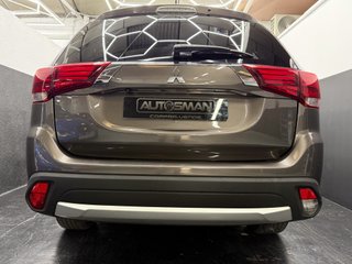 Mitsubishi Outlander 220 DI-D Motion 2WD 7 Plazas