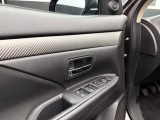 Mitsubishi Outlander 220 DI-D Motion 2WD 7 Plazas