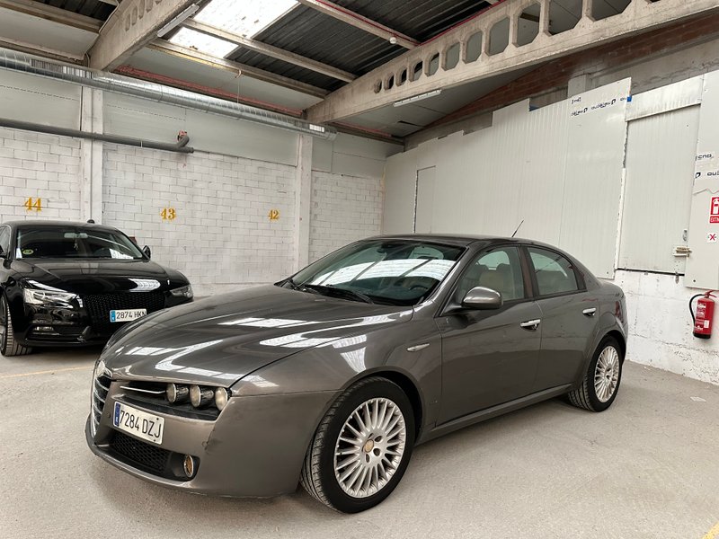 Alfa Romeo 159 1.9 jtd 150 6v - foto 1