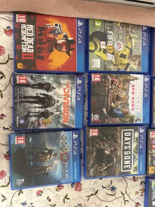 Consola PS4 Slim Negra