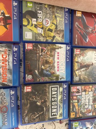 Consola PS4 Slim Negra