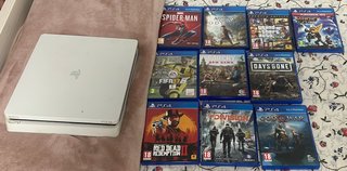 Consola PS4 Slim Negra