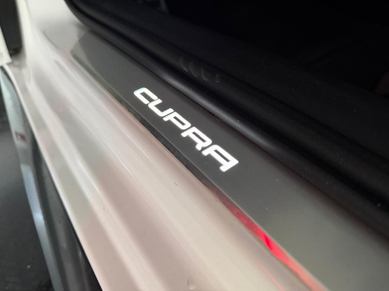 Cupra León VZ 2.0 TSI DSG 2022, foto 37
