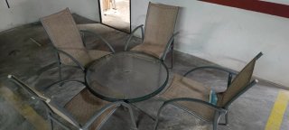 Mesa y 4 Sillas Jardín
