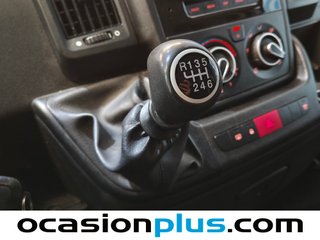 Peugeot Boxer Furgon BlueHDi 140 S&S Pack 335 L2H2 103 kW (140 CV)