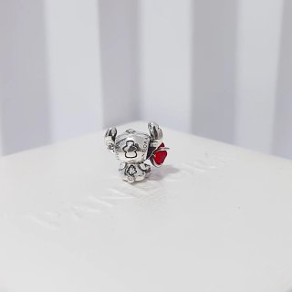 Charm Pandora Stitch con Corazón Rojo