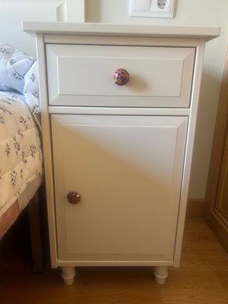 Cama 120cm: somier, colchón, mesitas y cabecero