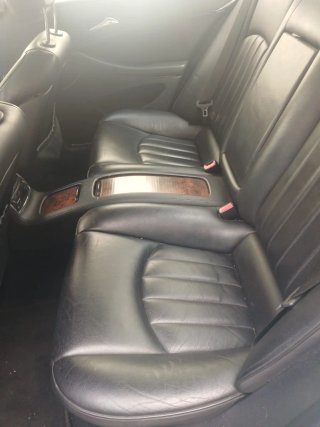 Mercedes-Benz Clase CLS 2007 el coche trae GLP