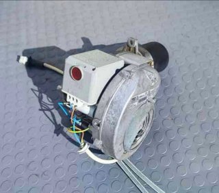 QUEMADOR ROCA KADET TRONIC 3L