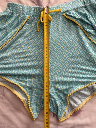 Pantalón corto de mujer