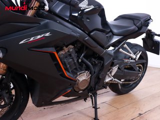 HONDA CBR 650 R A2