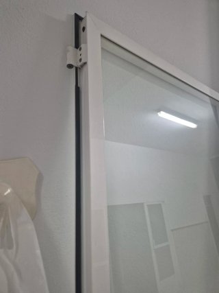 Puerta aluminio con cristal