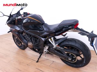 HONDA CBR 650 R A2