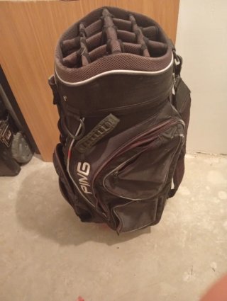 Bolsa de palos de golf,marca PING