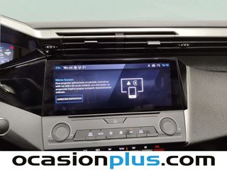 Peugeot 408 Allure Hybrid 145 eDCS6 107 kW (145 CV)
