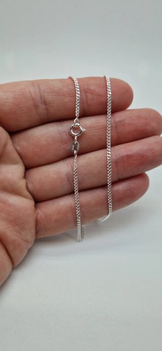 CADENA Y CRUZ DE PLATA