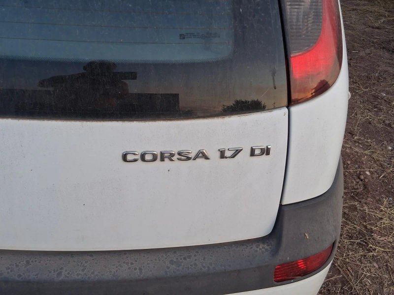 Opel Corsa 2002 - foto 1