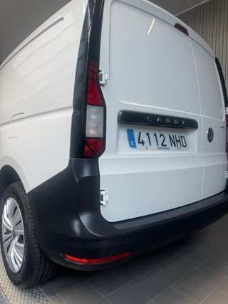 VW Caddy Furgon hibrido enchufable 150cv