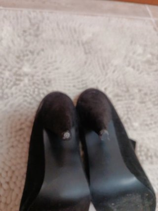 Botines negros tacón
