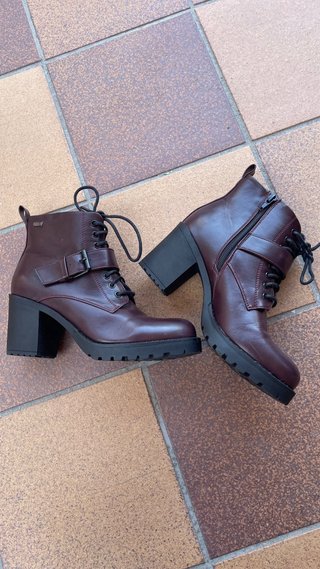 Botines Mustang Burdeos Talla 39