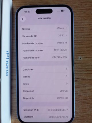 iPhone 16 256GB Azul impecable batería 100%.