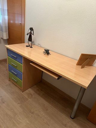 Habitación juvenil completa