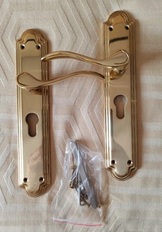 Manijas de puerta doradas (4 unidades)