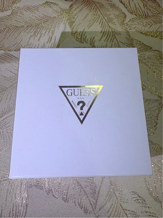 Reloj Guess Dorado y Negro Hombre Nuevo