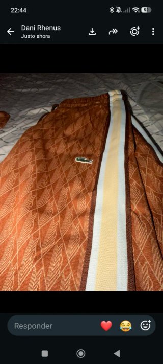 Conjunto Lacoste M Marrón
