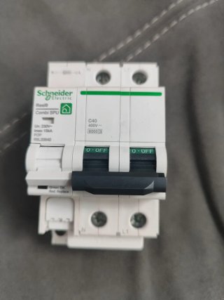 Disyuntor Schneider Electric Resi9 C40