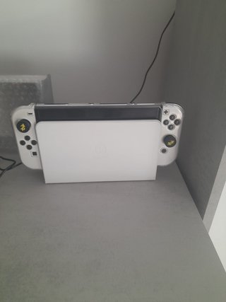 Nintendo Switch Blanca + Juegos