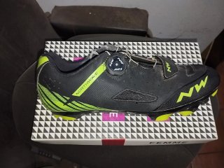 Zapatillas Ciclismo NW Negras/Verdes