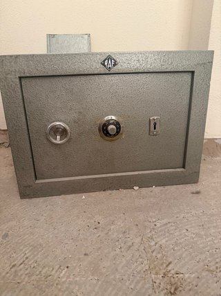 Caja Fuerte RAF Metálica Gris/Plateada con llave