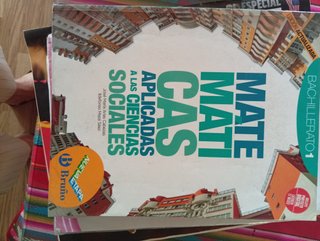Vendo varios libros de primero de la eso