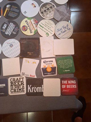 Set di 49 Sottobicchieri per Birra Assortiti