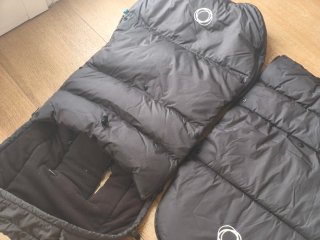 Saco para carrito de bebé negro marca Bugaboo