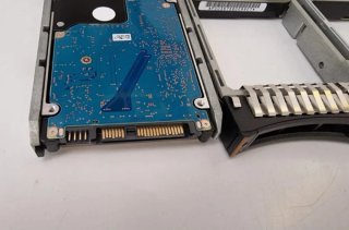 4x Hard Disk IBM 1.8TB SAS