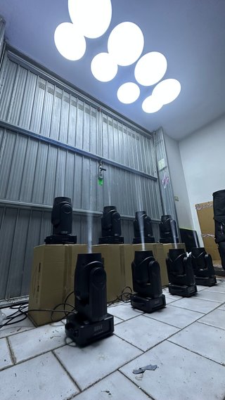 n.4 Spot LED motorizzati con ring
