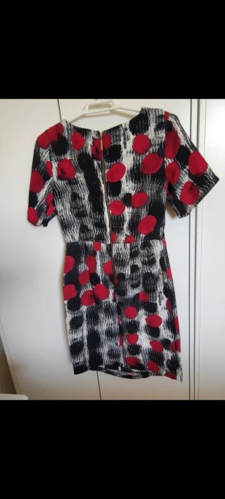 Vestido estampado puntos rojo y negro