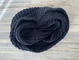 Bufanda tubular tejida azul marino hombre