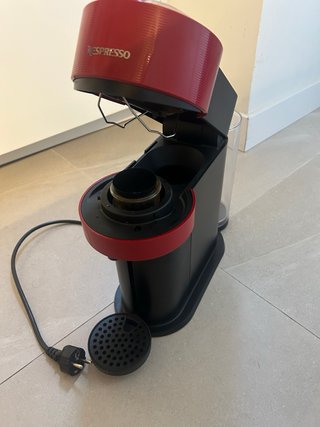 Cafetera Nespresso Vertuo Roja