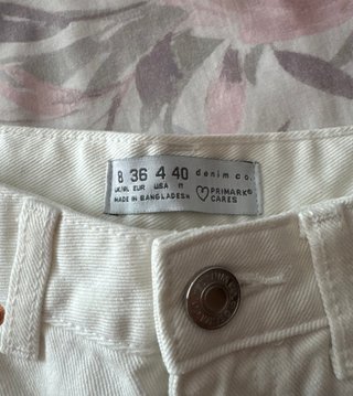 Pantalón corto vaquero de mujer