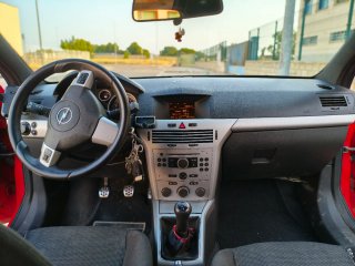 Opel AstraGTC 2005
