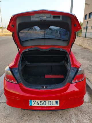 Opel AstraGTC 2005