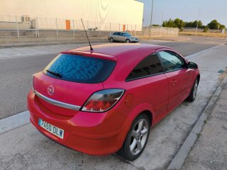 Opel AstraGTC 2005