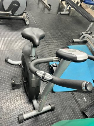 Bicicleta Estática Gimnasio